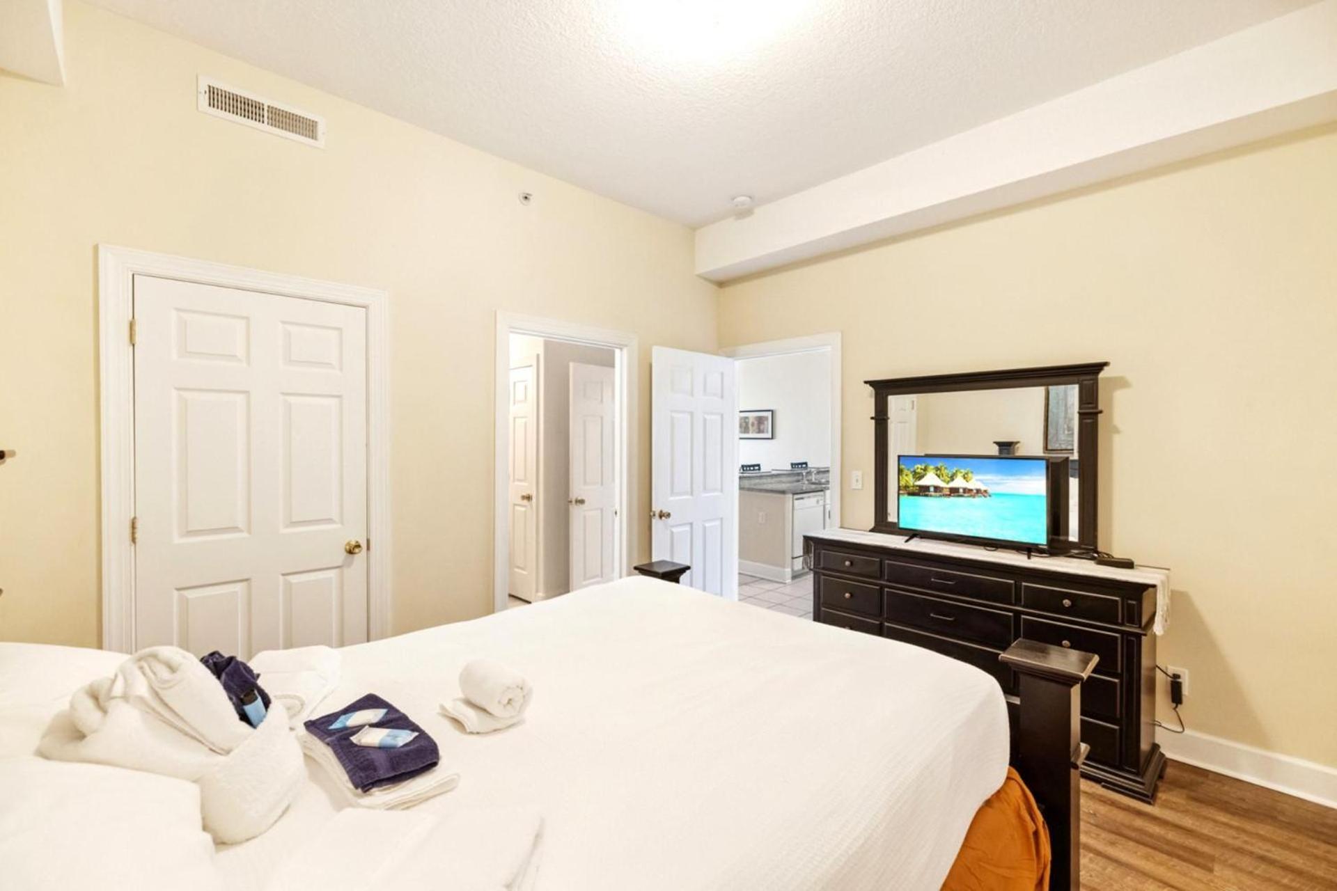 Ocean 2101 Apartment